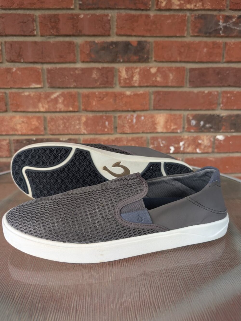Men's Olukai Lae'ahi Grey Slip On Shoes Size 11.5